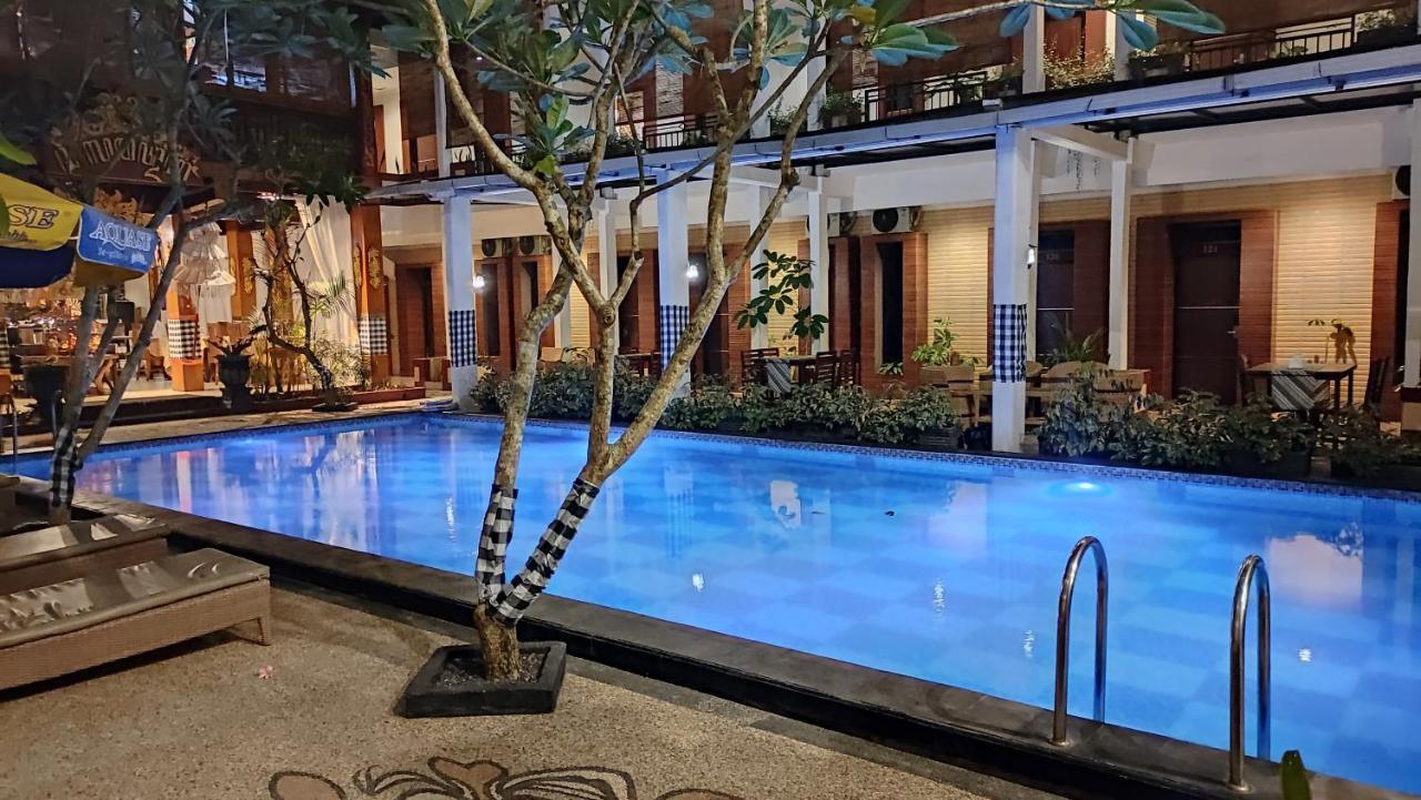 Mirabell Hotel & Convention Hall Malang Zewnętrze zdjęcie