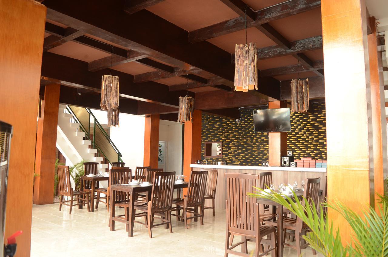Mirabell Hotel & Convention Hall Malang Zewnętrze zdjęcie